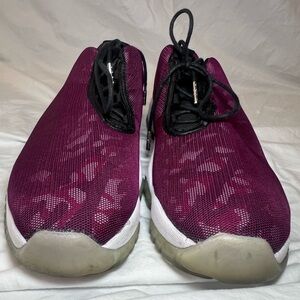 Size 11 - Air Jordan Future Low Bordeaux Camo